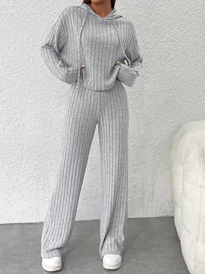 Conjunto de punto a rayas, holgado, con capucha y mangas largas