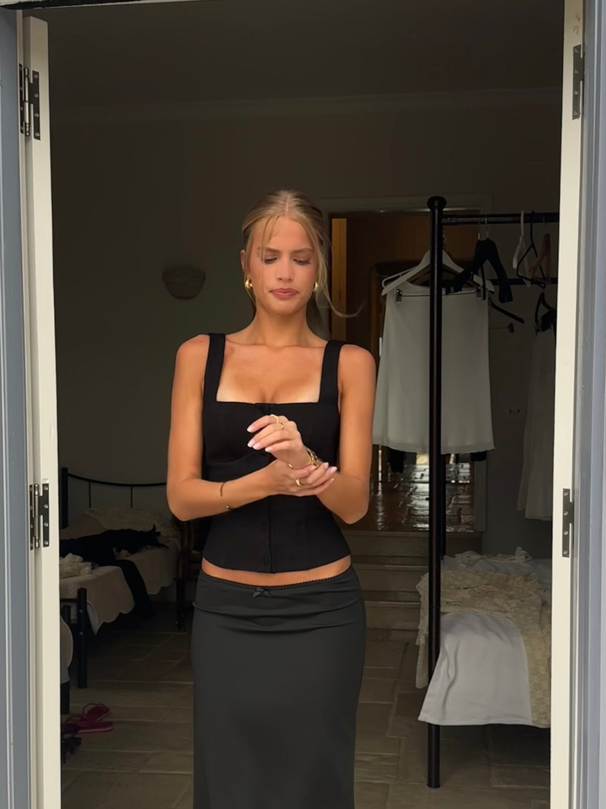 Button top - black