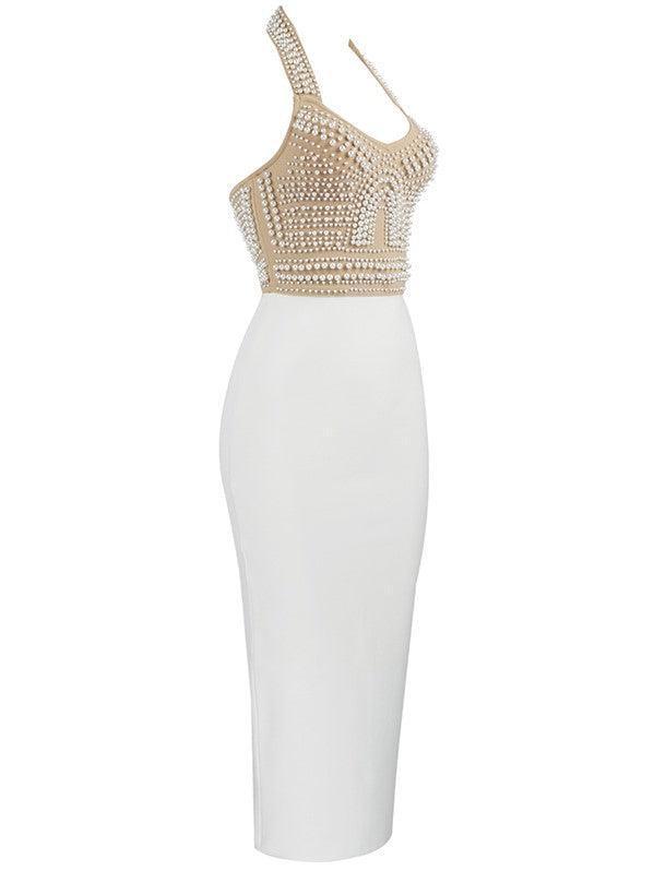 Vestido tipo bandage Isabella en beige con cuello halter y detalle de perlas