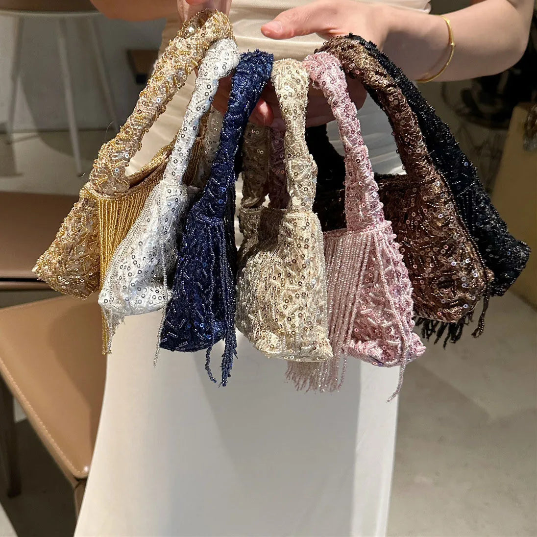 Bolso de Noche Artesanal con Estilo Francés de Lujo