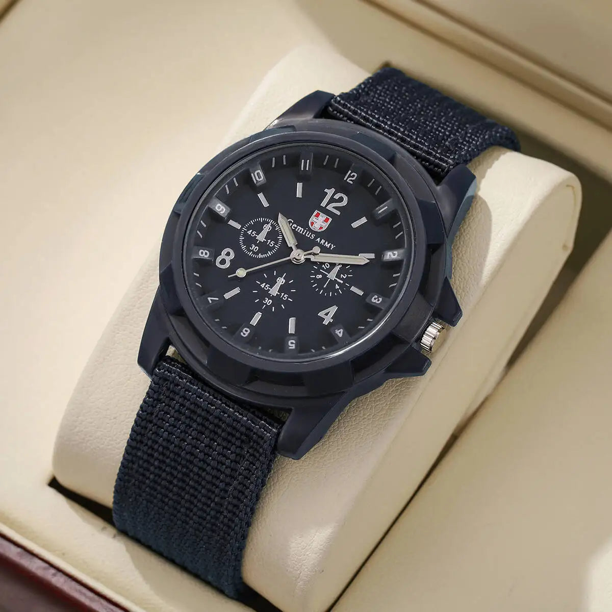 Reloj Militar Deportivo para Hombre – Estilo Casual y Aventurero