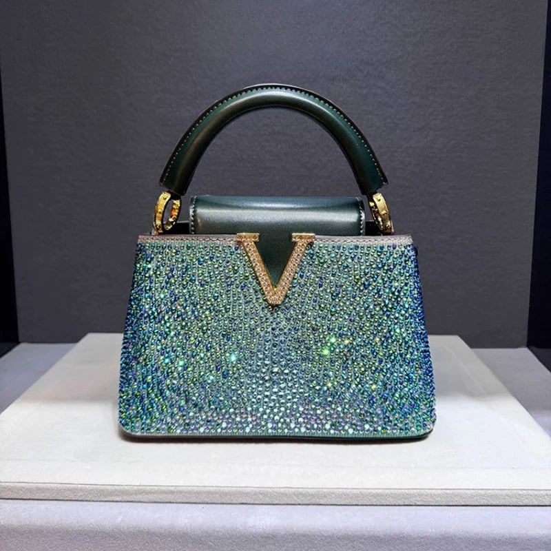 Bolso de lujo con diamantes y pedrería