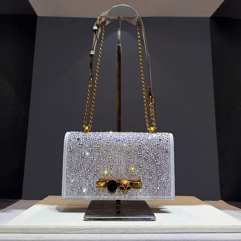 Bolso de Noche de Lujo con Cadena Dorada