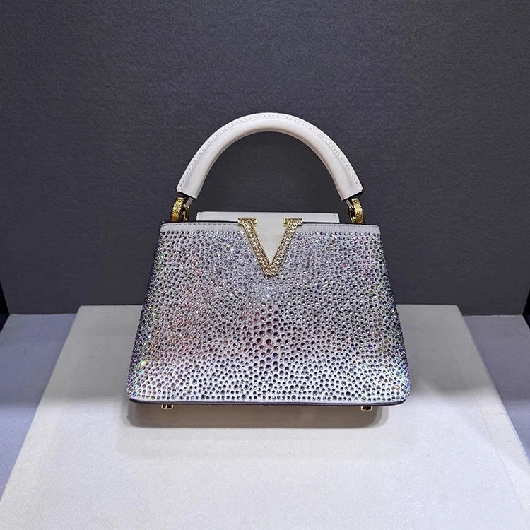 Bolso de lujo con diamantes y pedrería