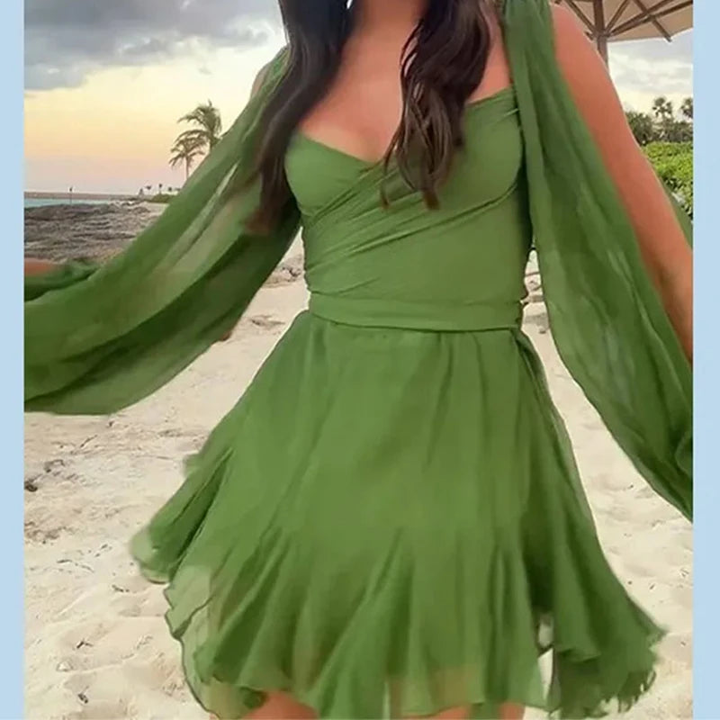 Vestido corto de gasa con escote en V y mangas abullonadas