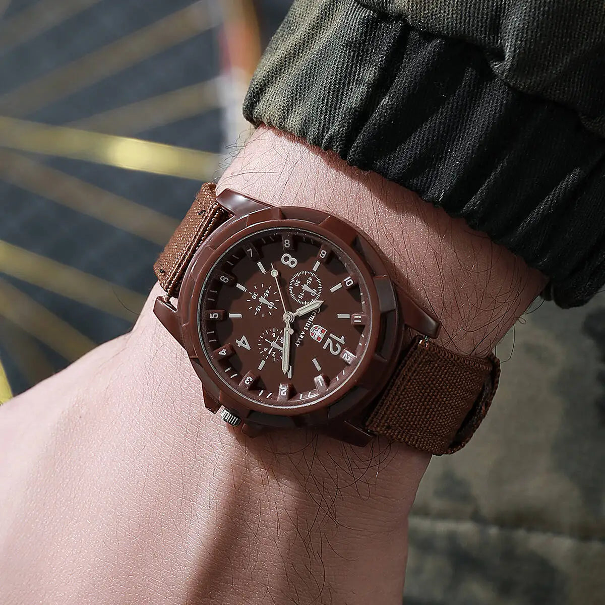 Reloj Militar Deportivo para Hombre – Estilo Casual y Aventurero